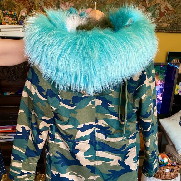 Fox Fur Parka - Picture 2 of 5
